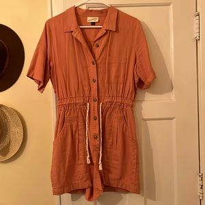 Universal Thread Salmon color utility romper